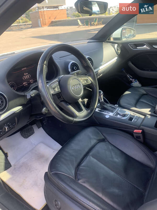 Седан Audi A3 2018 в Києві