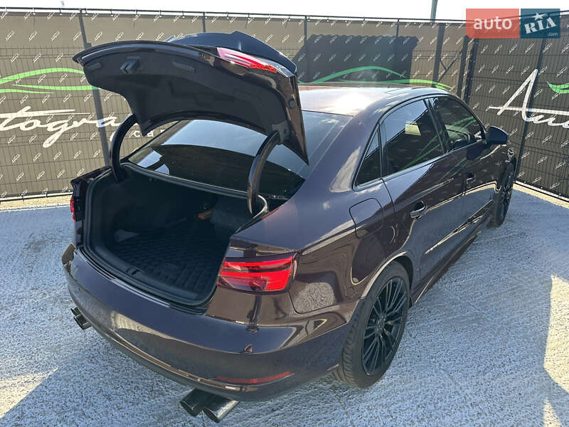 Седан Audi A3 2014 в Киеве