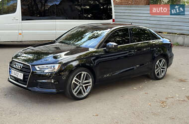 Седан Audi A3 2016 в 
