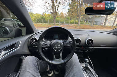 Седан Audi A3 2016 в 