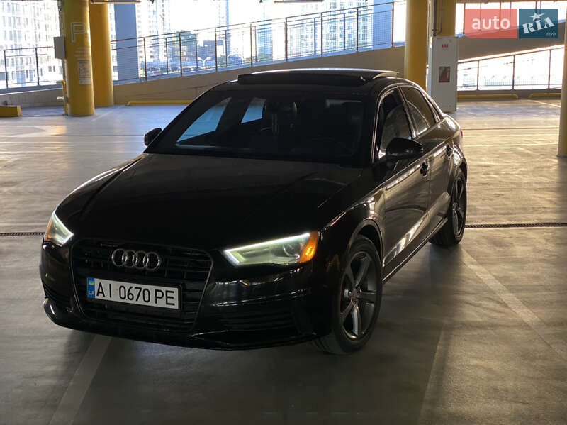 Седан Audi A3 2015 в Киеве