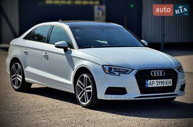 Седан Audi A3 2017 в 