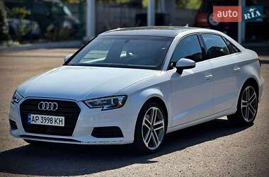 Седан Audi A3 2017 в Днепре