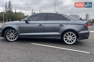 Седан Audi A3 2015 в 