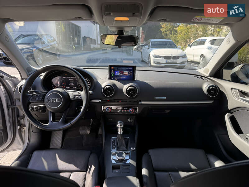 Хэтчбек Audi A3 2018 в Львове