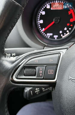 Седан Audi A3 2015 в 
