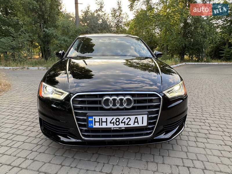 Седан Audi A3 2014 в Одессе