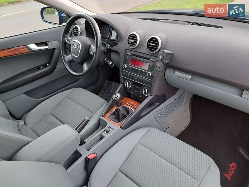 Хэтчбек Audi A3 2011 в Киверцах