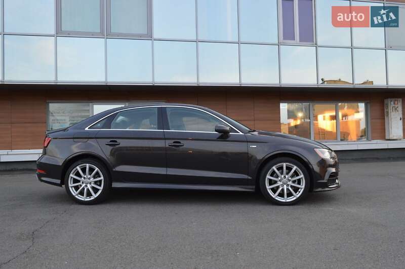 Седан Audi A3 2014 в Киеве