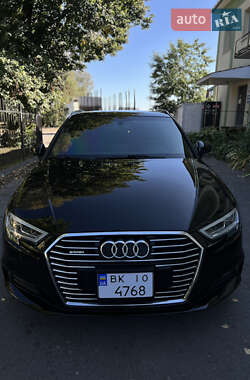 Седан Audi A3 2017 в 
