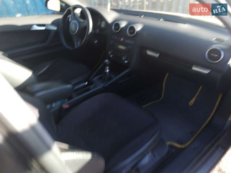 Хетчбек Audi A3 2003 в Печенігах