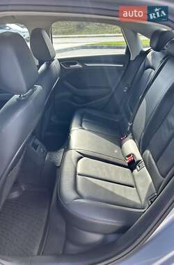 Седан Audi A3 2016 в 