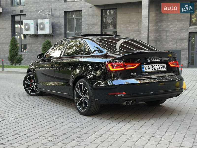 Седан Audi A3 2015 в 