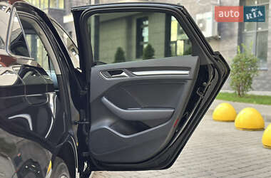 Седан Audi A3 2015 в 