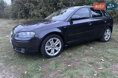 Хэтчбек Audi A3 2007 в 