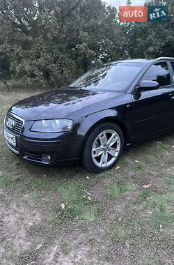 Хэтчбек Audi A3 2007 в 