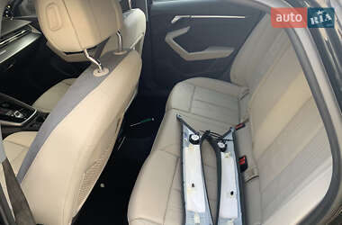 Седан Audi A3 2022 в 