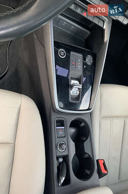 Седан Audi A3 2022 в 