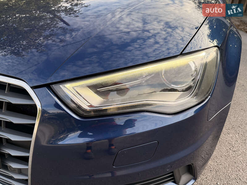 Седан Audi A3 2015 в Івано-Франківську
