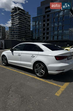 Седан Audi A3 2018 в 