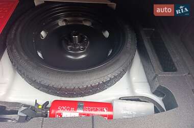 Седан Audi A3 2015 в 