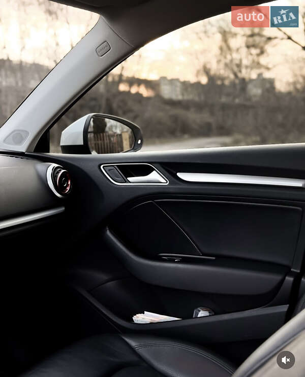 Седан Audi A3 2016 в Днепре