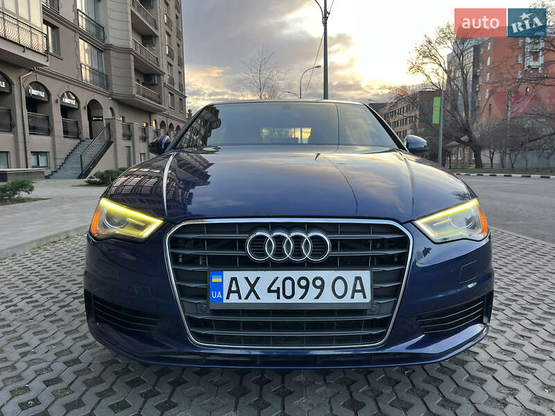 Седан Audi A3 2015 в Харькове