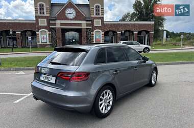 Хетчбек Audi A3 2016 в 