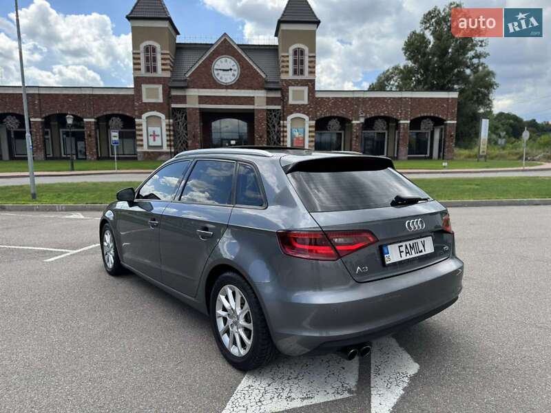Хэтчбек Audi A3 2016 в Киеве