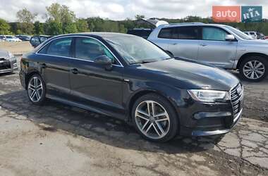 Седан Audi A3 2017 в  фото 3 Седан Audi A3 2017 в