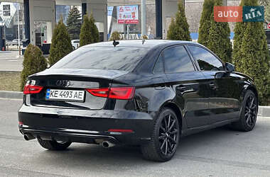 Седан Audi A3 2015 в 