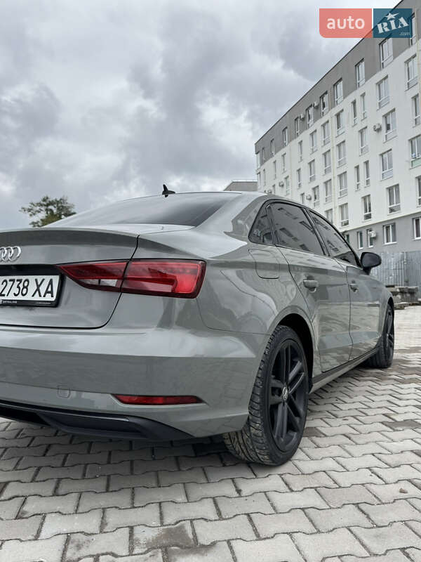 Седан Audi A3 2020 в Львові