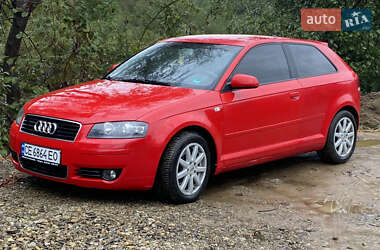 Хэтчбек Audi A3 2004 в 