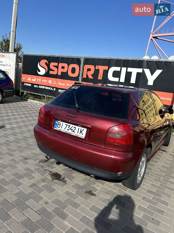 Хетчбек Audi A3 1998 в Лубнах
