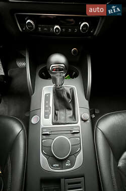 Седан Audi A3 2016 в 