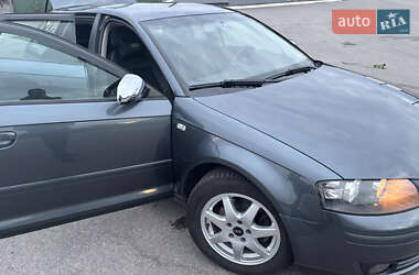 Хэтчбек Audi A3 2005 в Павлограде