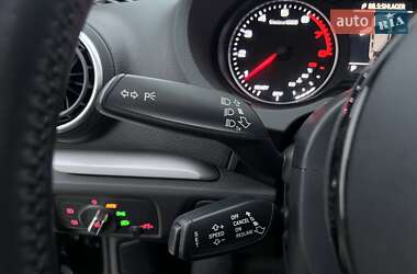 Седан Audi A3 2016 в 