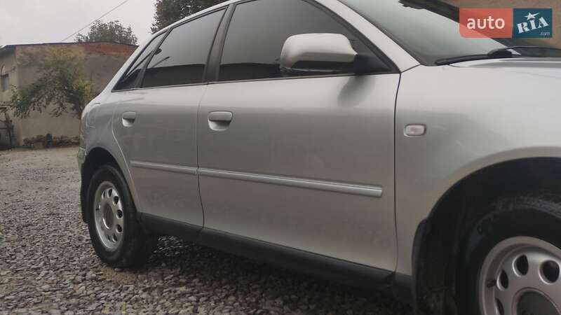 Хэтчбек Audi A3 2002 в Чорткове