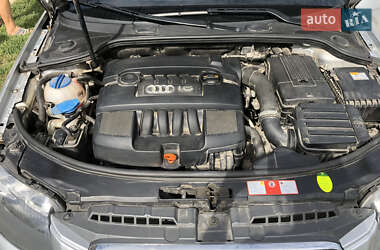 Хэтчбек Audi A3 2007 в 