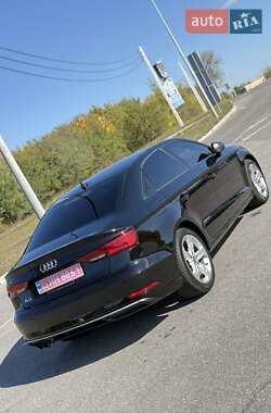 Седан Audi A3 2018 в 