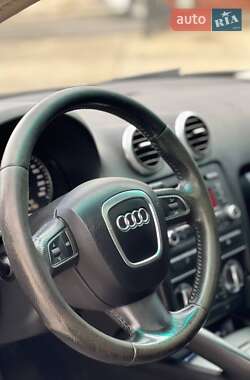 Хэтчбек Audi A3 2009 в 