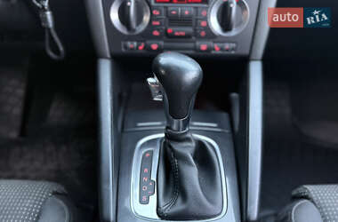 Хэтчбек Audi A3 2004 в 