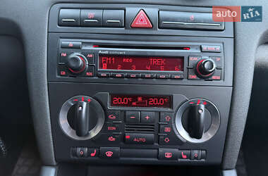 Хэтчбек Audi A3 2004 в 