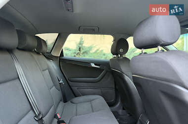 Хэтчбек Audi A3 2004 в 