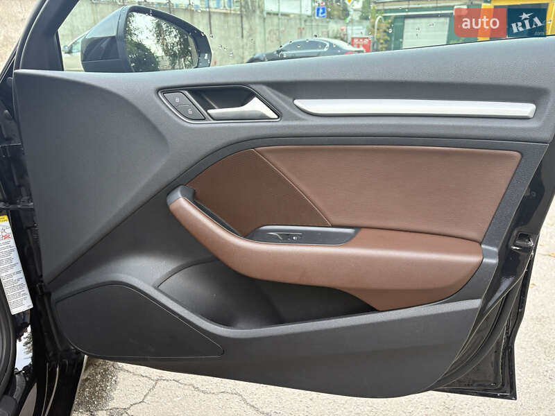 Седан Audi A3 2014 в Києві