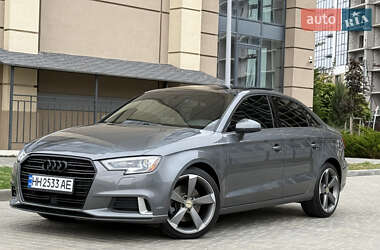 Седан Audi A3 2016 в 