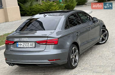 Седан Audi A3 2016 в 