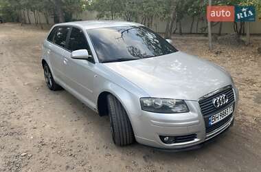 Хэтчбек Audi A3 2006 в 