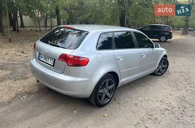 Хэтчбек Audi A3 2006 в 