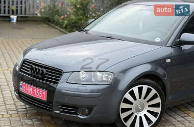 Хэтчбек Audi A3 2004 в 